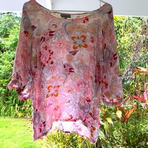 Mid sleeve floral blouse